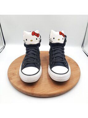 Converse x Hello Kitty Womens Size 9 Shoes Chuck Taylor All Star Hi Top Sneakers